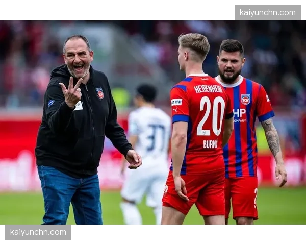 评论:数据揭示趋势,德甲中游球队普遍提升前场反抢强度 评论:数据揭示趋势,德甲中游球队普遍提升前场反抢强度